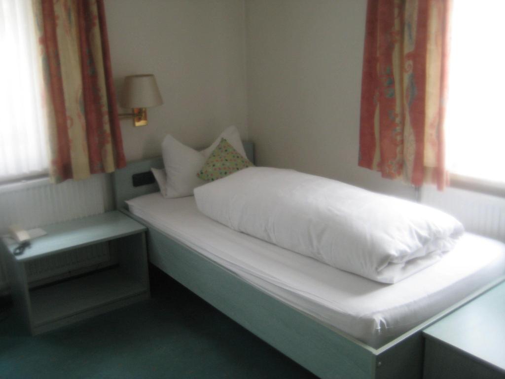 Hotel Deutsches Haus Bad Brückenau Kamer foto
