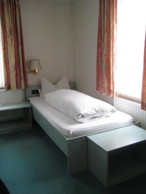 Hotel Deutsches Haus Bad Brückenau Buitenkant foto