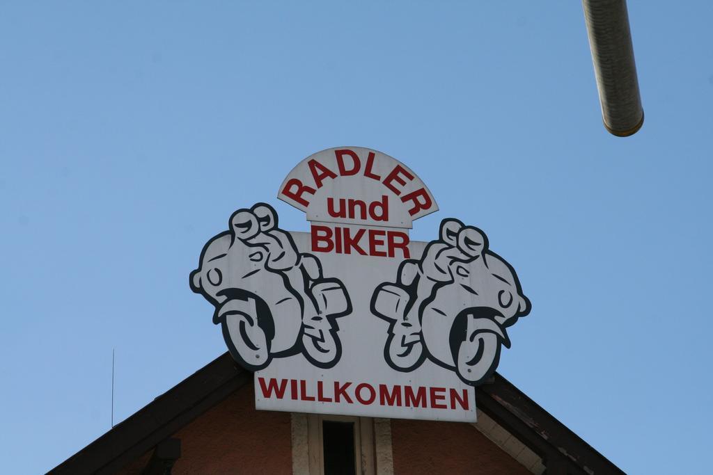 Hotel Deutsches Haus Bad Brückenau Buitenkant foto